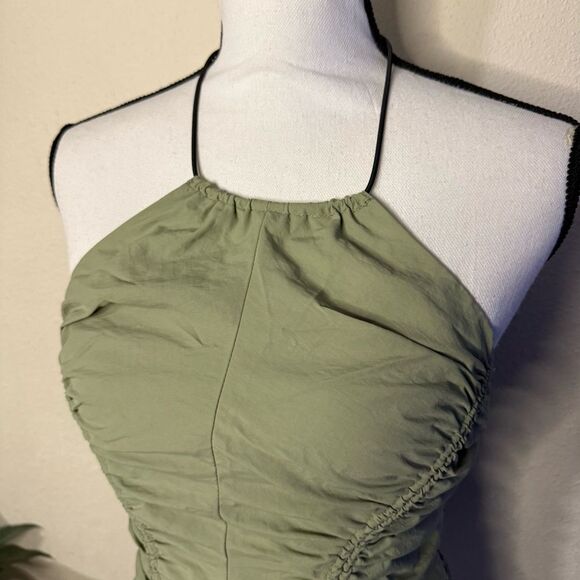 Gilded Intent Buckle Cinched Halter Tank Top - Picture 3 of 5